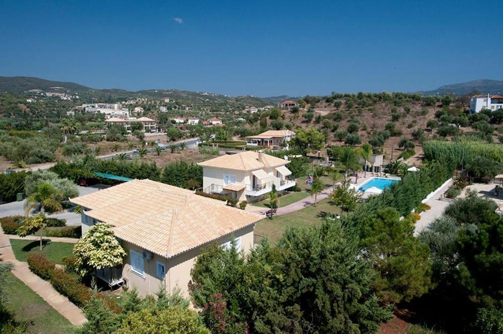 Dion Zois Apartment Finikounta Exterior foto